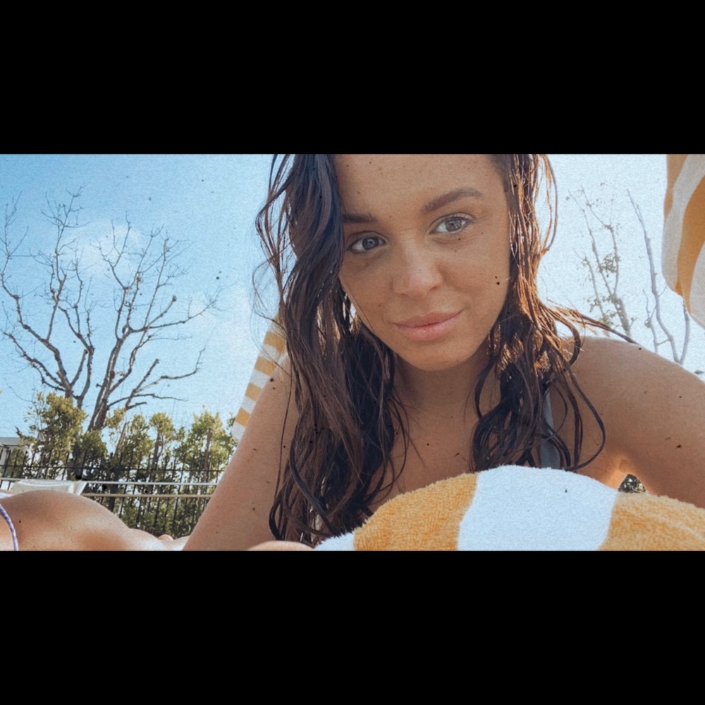 Meet your Posher, Emma